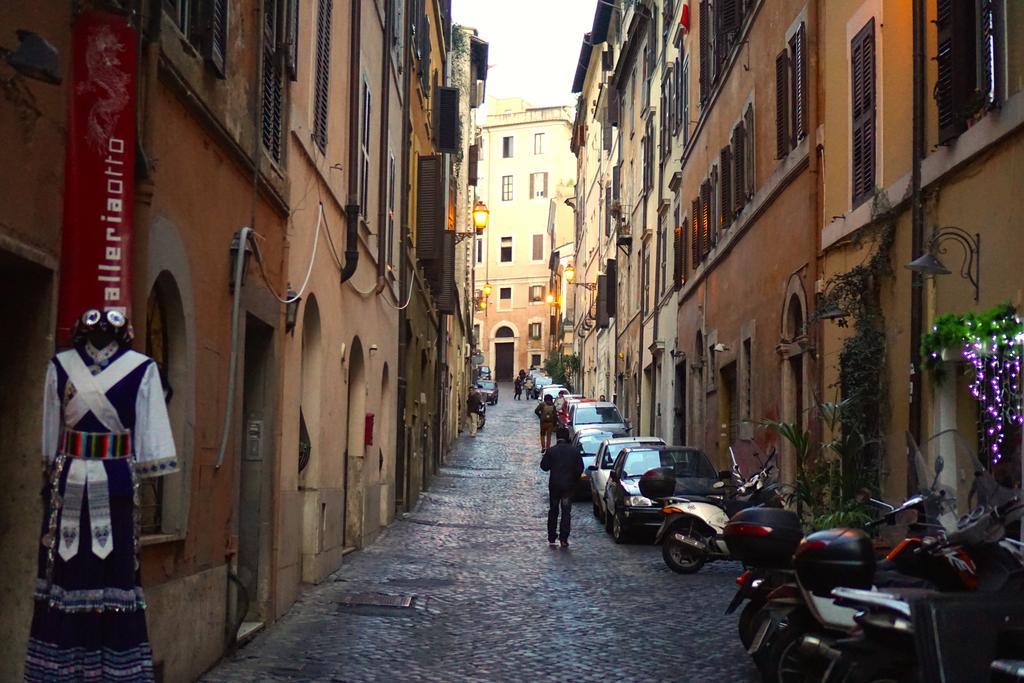 Romenjoy Colosseo Ruang foto