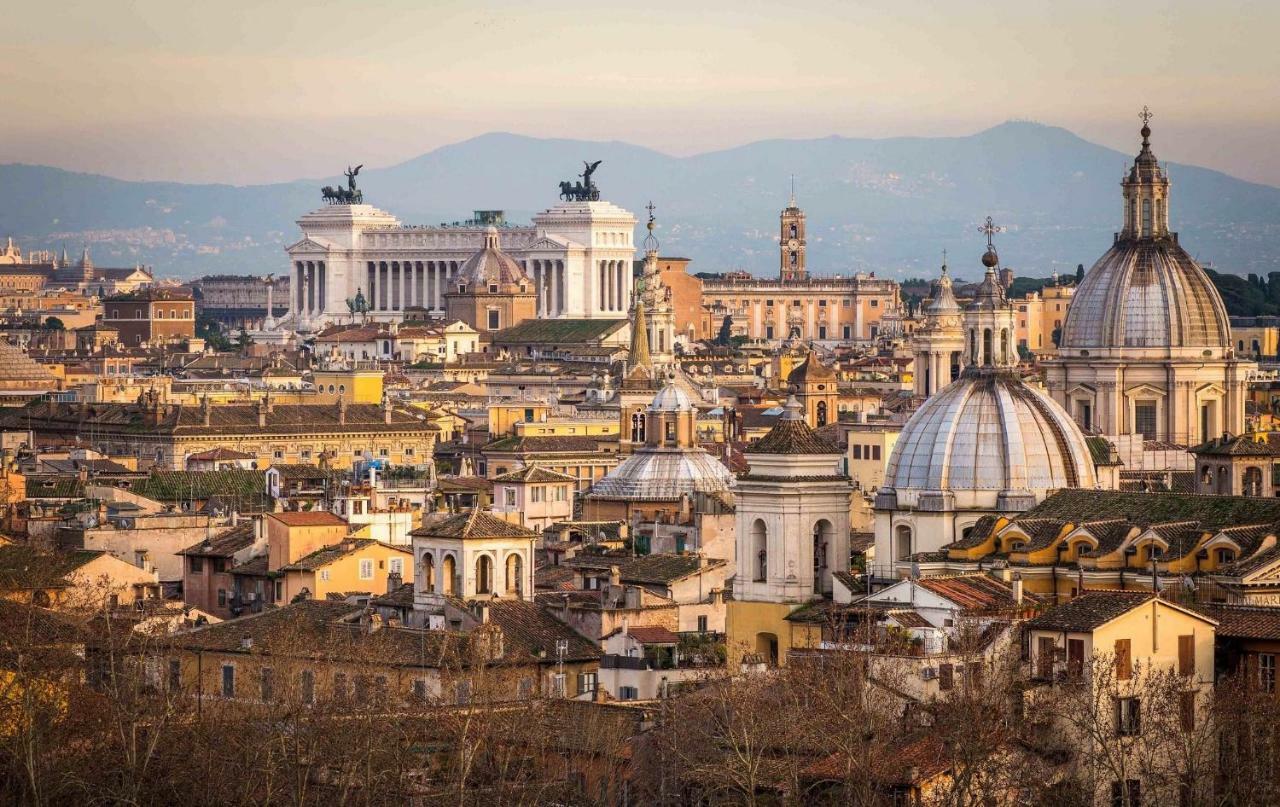 Romenjoy Colosseo Bagian luar foto